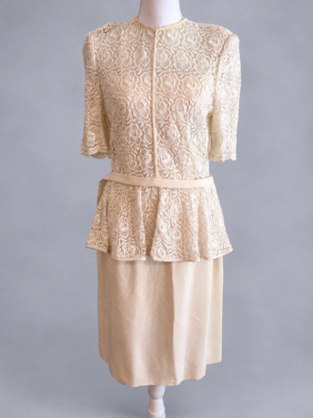 Vintage Richilene NY Ivory Lace 2 Piece Evening Dress Set Fits 4/6